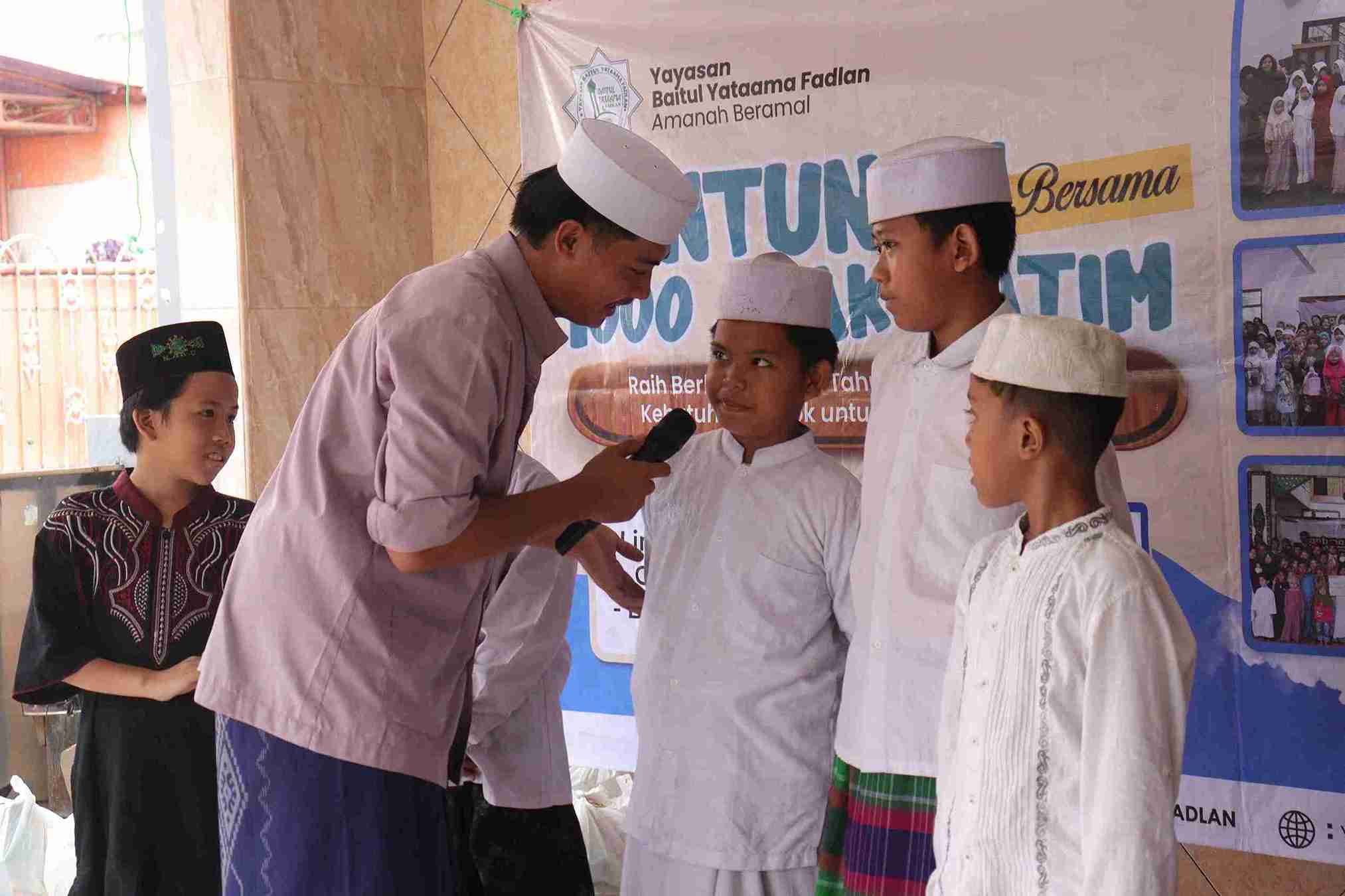 Foto Dokumentasi Anak Yatim